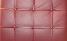 Load image into Gallery viewer, Dama Top | Executive Chair