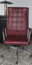 Load image into Gallery viewer, Dama Top | Executive Chair
